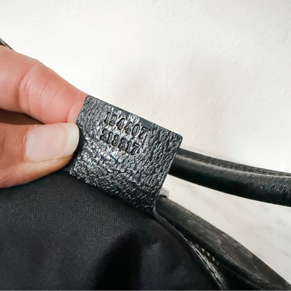 Gucci GG Logo Black Jackie Shoulder Bag - Picture 12 of 12